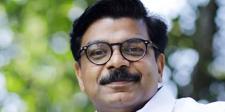 ‘നികുതി അടച്ചില്ലെന്ന് തെളിഞ്ഞാൽ വീണ മാസപ്പടി വാങ്ങിയെന്ന് സി.പി.എം അംഗീകരിക്കുമോ​?’; എ.കെ ബാലനോട് മാത്യു കുഴൽനാടൻ
