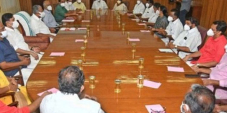 തെരുവുനായയുടെ കടിയേറ്റ് മരിച്ച മലപ്പുറം സ്വദേശിക്ക് അഞ്ചു ലക്ഷം രൂപ ധനസഹായം; മന്ത്രിസഭായോ​ഗ തീരുമാനം