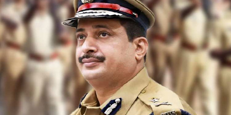 പുരാവസ്തു തട്ടിപ്പു കേസ്: ഐജി ലക്ഷ്മൺ അറസ്റ്റിൽ, ജാമ്യത്തിൽ വിട്ടയച്ചു