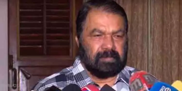 കുട്ടിയെ തറയിലിരുത്തിയ സംഭവം: അന്വേഷണത്തിന് ഉത്തരവിട്ട് മന്ത്രി