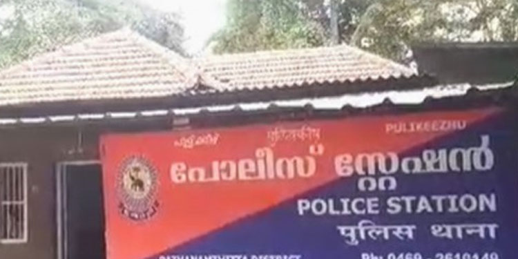 പ്രസവിച്ചുകിടന്ന യുവതിയെ ഇഞ്ചക്ഷന്‍ ചെയ്ത് കൊലപ്പെടുത്താന്‍ ശ്രമം ; യുവതി അറസ്റ്റില്‍