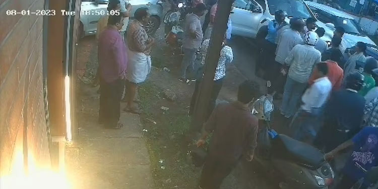 കോഴിക്കോട്ട് ഹോൺ മുഴക്കിയതിന് നഗരമധ്യത്തിൽ ഡോക്ടർക്ക് ക്രൂരമർദനം; പ്രതി അറസ്റ്റില്‍