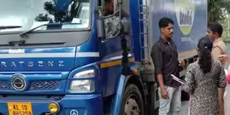 ഓണക്കാല പരിശോധന; 4 ദിവസം 711 വാഹനങ്ങൾ, പാലിലും പാലുൽപന്നങ്ങളിലും രാസപദാർത്ഥ സാന്നിധ്യമില്ല