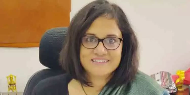 റെയിൽവേ ബോർഡിന്റെ ആദ്യ വനിത സി.ഇ.ഒയും ചെയർപേഴ്സണുമായി ജയ ​സിൻഹ