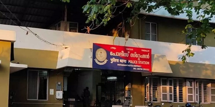 ഡോക്ടർ ദമ്പതികൾ വിഷം കഴിച്ച് ഗുരുതരാവസ്ഥയില്‍