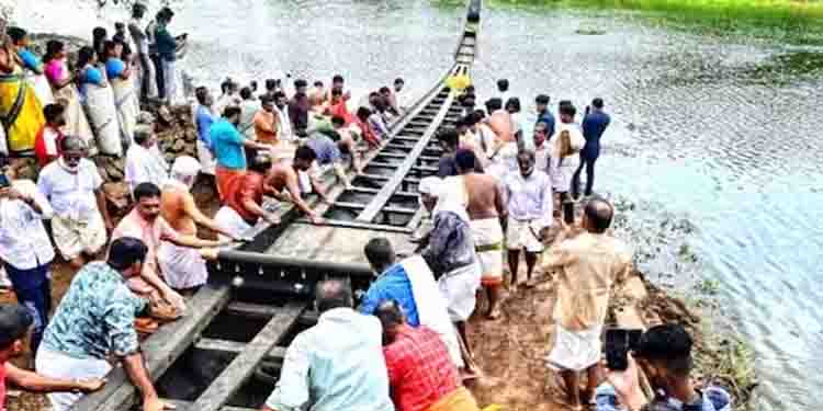 ചെന്നിത്തല പള്ളിയോടം ഇന്ന് തിരുവാറന്മുളയിലേക്ക്