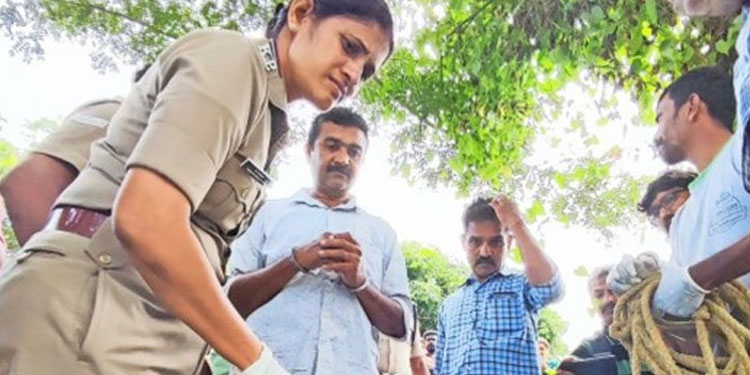 യുവാക്കളെ കുഴിച്ചുമൂടിയ സംഭവം: പ്രതിയെ കസ്റ്റഡിയില്‍ വാങ്ങാന്‍ പൊലീസ്
