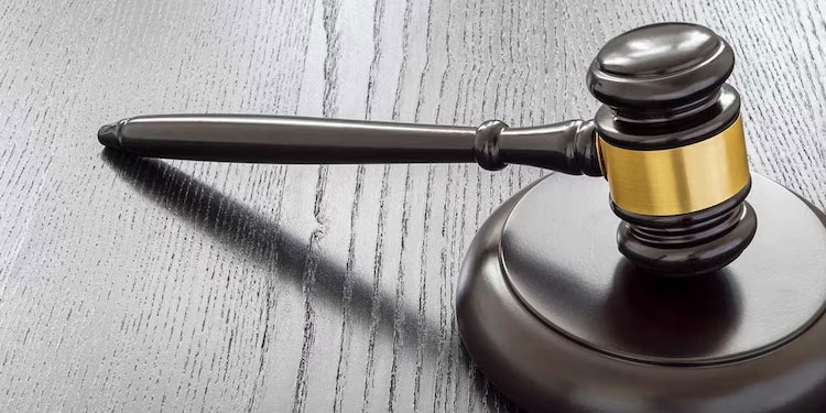 ദുരിതാശ്വാസനിധി കേസ്: വിധി പറയുന്നതിൽ നിന്നും ഉപലോകായുക്തമാരെ ഒഴിവാക്കണം, ഹർജി