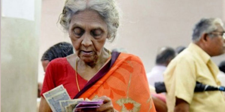 മസ്‌റ്ററിങ്‌ തുടരുന്നു: ക്ഷേമ പെൻഷൻ ഒരാൾക്കും നഷ്ടപ്പെടില്ലെന്ന് ധനവകുപ്പ്