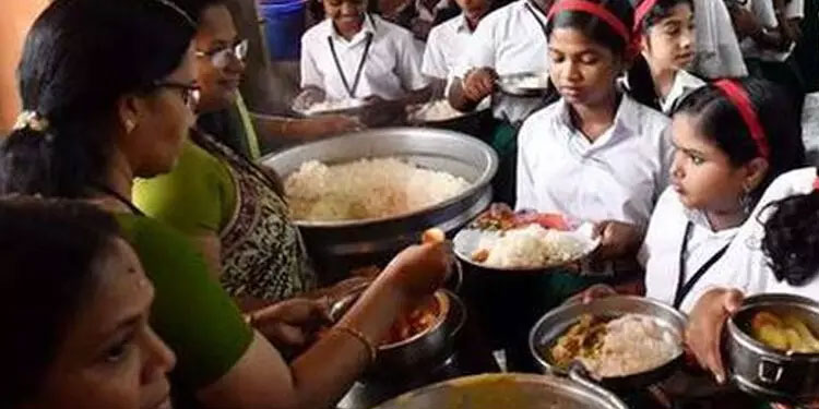 സ്കൂൾ ഉച്ചഭക്ഷണ പദ്ധതി: കേന്ദ്രവിഹിതത്തിന് ചെലവഴിച്ച 209.68 കോടി രൂപ വീണ്ടും നോഡൽ അക്കൗണ്ടിലേക്ക്​ മാറ്റുന്നു