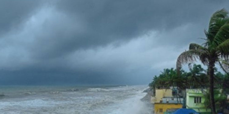 മോശം കാലാവസ്ഥയ്ക്ക് സാധ്യത: മത്സ്യബന്ധനത്തിന് പോകരുതെന്ന് നിർദേശം