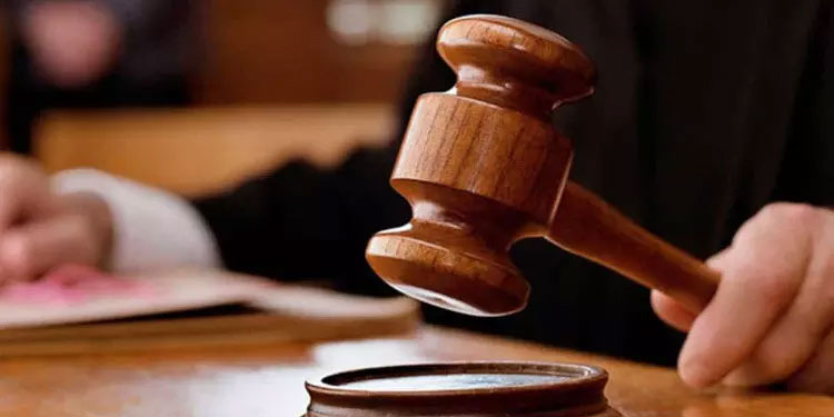 ബസിടിച്ച് പൊലീസുകാരൻ മരിച്ച സംഭവം: ഡ്രൈവര്‍ക്ക് ഒരു വര്‍ഷവും മൂന്ന് മാസവും തടവ്