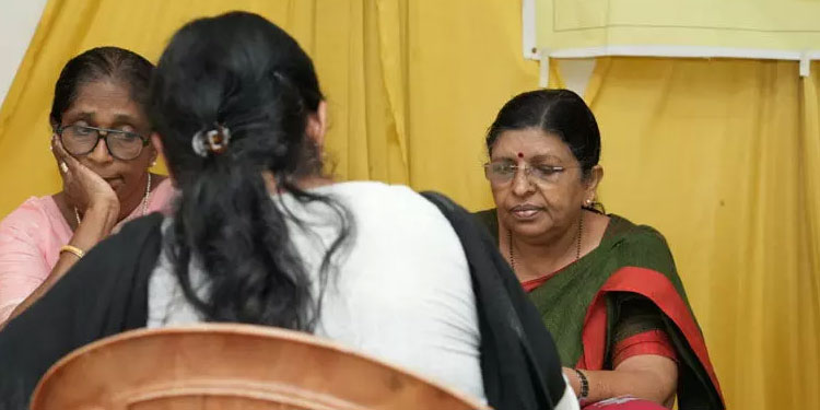 ഗാര്ഹിക പീഡനനിയമം അനുശാസിക്കുന്ന പരിരക്ഷ സ്ത്രീകള്ക്ക് ലഭിക്കുന്നില്ലെന്ന് വനിതാകമീഷന്