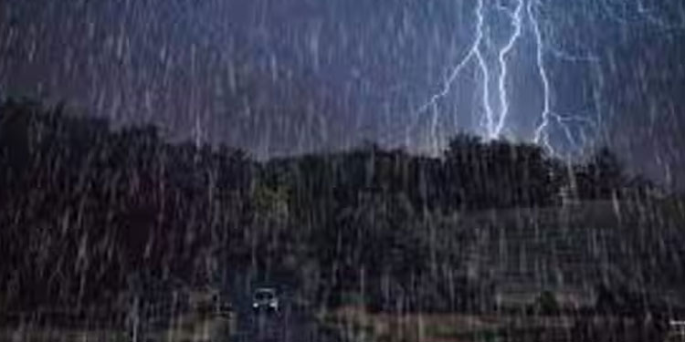 സംസ്ഥാനത്ത് മഴ മുന്നറിയിപ്പുകളിൽ മാറ്റം; ആറ് ജില്ലകളിൽ യെല്ലോ അലർട്ട്