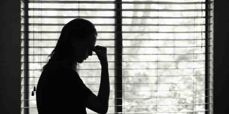 ആദിവാസി വിദ്യാര്‍ത്ഥിനികളുടെ വസ്ത്രം അഴിപ്പിച്ചതായി പരാതി; സംഭവം ഷോളയൂര്‍ പ്രീമെട്രിക് ഹോസ്റ്റലില്‍