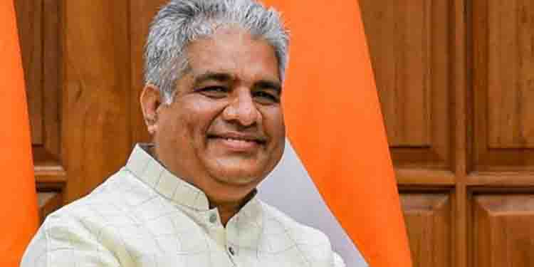 മധ്യപ്രദേശ് ബിജെപിയിൽ പൊട്ടിത്തെറി; കേന്ദ്രമന്ത്രിയെ വളഞ്ഞു, സുരക്ഷാ ജീവനക്കാരനെ മർദ്ദിച്ചു