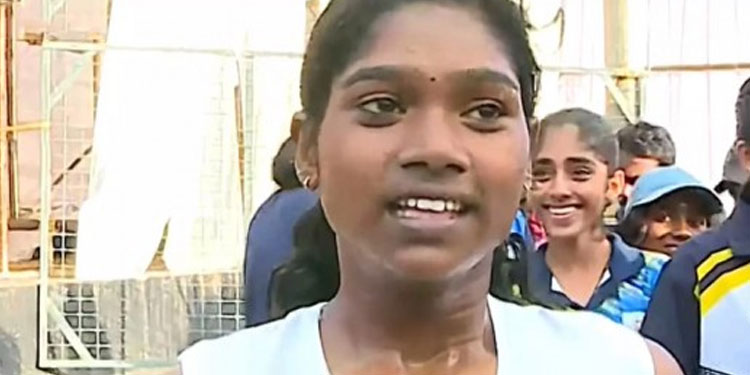 സംസ്ഥാന സ്‌കൂൾ കായികോത്സവത്തിന്‌ തുടക്കം; ആദ്യ മെഡൽ കണ്ണൂരിന്‌