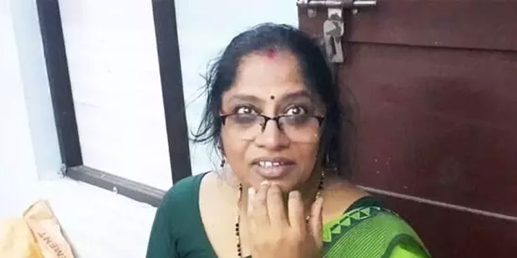 മൂന്നര ലക്ഷം തട്ടിയെടുത്ത കേസിൽ ഒളിവിലായിരുന്ന മുൻ ബാങ്ക് മാനേജർ അറസ്റ്റി