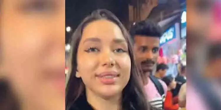 റഷ്യൻ വനിത യുട്യൂബറെ ശല്യം ചെയ്ത് ഇന്ത്യൻ യുവാവ്; വിഡിയോ വൈറൽ