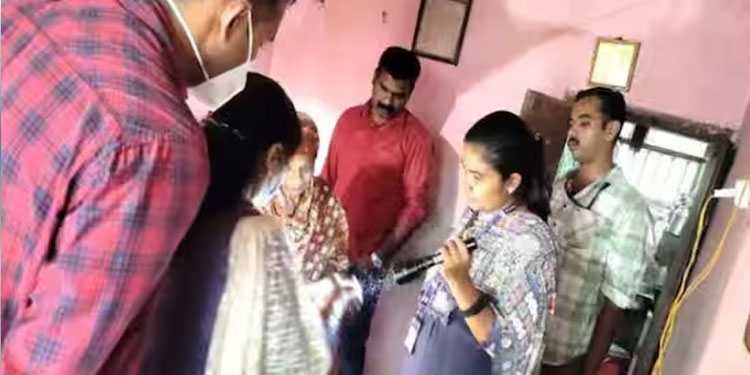 ആളില്ലാത്ത വീട്ടിൽ നിന്ന് ഒന്നര ലക്ഷം കവർന്നു, തെളിവില്ലാതാക്കാൻ മുളകുപൊടി പ്രയോഗം, പ്രതിയെ തേടി പൊലീസ്