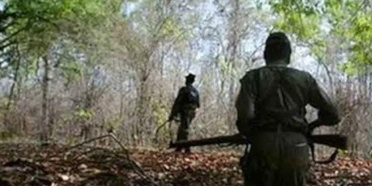 ആറളത്ത് മാവോയിസ്റ്റ് ആക്രമണം; വാച്ചർക്ക് പരിക്കേറ്റു