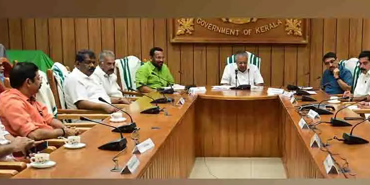 കേരളം ഒറ്റ മനസോടെ നേരിടും; വിദ്വേഷം പ്രചരിപ്പിക്കാൻ അനുവദിക്കില്ല: സർവകക്ഷിയോ​ഗം പ്രമേയം പാസാക്കി