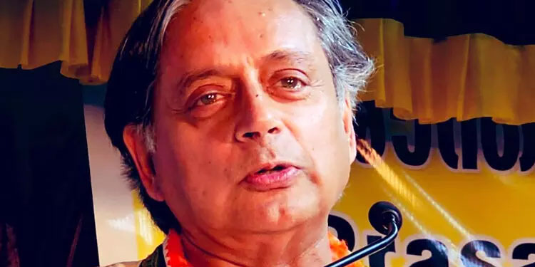 സമാധാനം കാംക്ഷിക്കുന്നവനും അത് പ്രാവർത്തികമാക്കുന്നവനുമാണ് യഥാർത്ഥ ഹിന്ദു – ശശി തരൂർ
