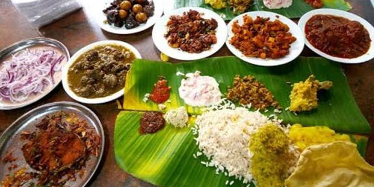 സ്കൂള് കായികോത്സവത്തിൽ രുചി വൈവിധ്യങ്ങളോടെ ഭക്ഷണം; നോണ് വെജും, ഒരുക്കുന്നത് കൊടകര സ്വദേശി അയ്യപ്പദാസ്