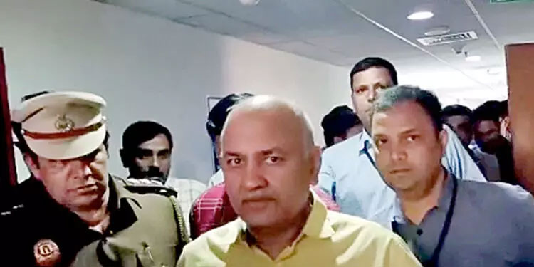 മനീഷ് സിസോദിയക്കെതിരെ തെളിവ് എവിടെയെന്ന് സുപ്രീം കോടതി