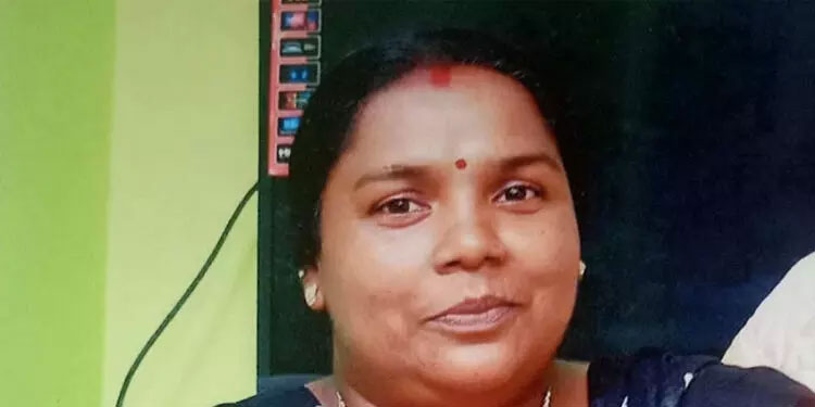 സ്കൂട്ടർ-സൈക്കിൾ കൂട്ടിയിടിയിൽ ഗുരുതര പരിക്കേറ്റ് ചികിത്സയിലായിരുന്ന വീട്ടമ്മ മരിച്ചു