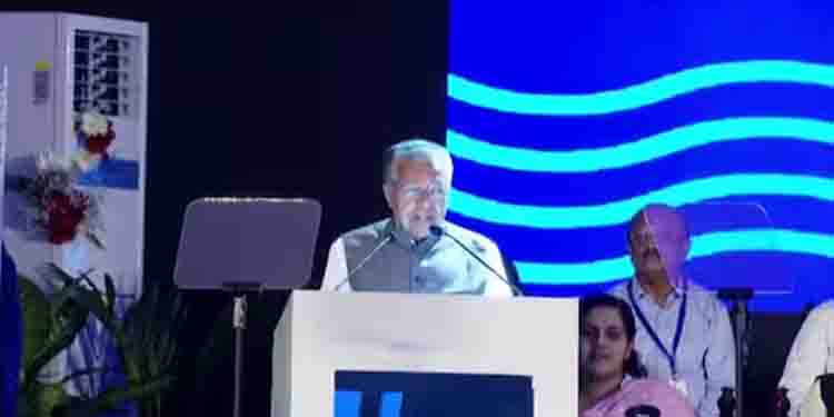 ‘കേരളത്തിന് അസാധ്യം എന്നൊരു വാക്കില്ലെന്ന് തെളിഞ്ഞു, ഏത് പ്രതിസന്ധിയും അതിജീവിച്ചിട്ടുണ്ട്’: മുഖ്യമന്ത്രി