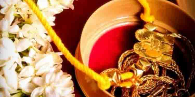 ഗ്രൂപ്പ് സി പരീക്ഷയ്ക്കെത്തിയ ഉദ്യോഗാർത്ഥിനികളുടെ താലി അഴിച്ചുവപ്പിച്ചു, കർണാടകയില്‍ പ്രതിഷേധം