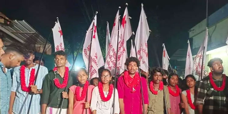 കെ.എസ്.യു ചെയർപേഴ്സൺ സ്ഥാനാർഥി ഒരു വോട്ടിന് ജയിച്ച കേരളവർമയിൽ റീകൗണ്ടിങ്ങിൽ എസ്.എഫ്.ഐക്ക് 11 വോട്ട് ജയം
