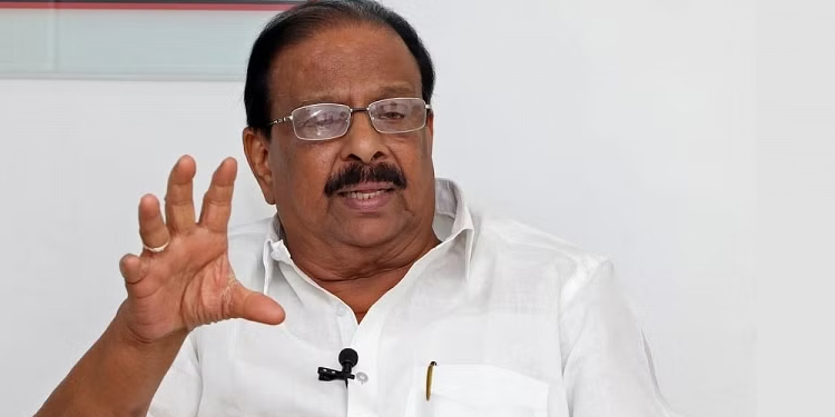 പിണറായി രാജാപ്പാര്‍ട്ട് കെട്ടുന്നു , നൂറു ജന്മമെടുത്താലും ഉമ്മന്‍ ചാണ്ടിയാകാന്‍ കഴിയില്ല : കെ സുധാകരൻ
