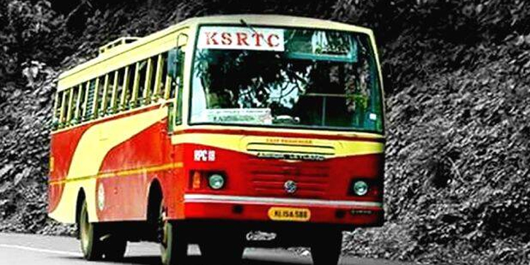 അച്ചടക്കലംഘനം ; 4 കെഎസ്ആർടിസി ജീവനക്കാരെ സസ്പെൻഡ് ചെയ്തു