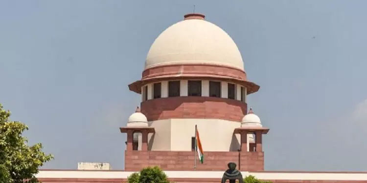 തെരുവുനായ പ്രശ്നവുമായി ബന്ധപ്പെട്ട കേസിൽ നിന്ന് കേരളത്തിലെ നാല് കോർപറേഷനുകളെ ഒഴിവാക്കി സുപ്രീംകോടതി