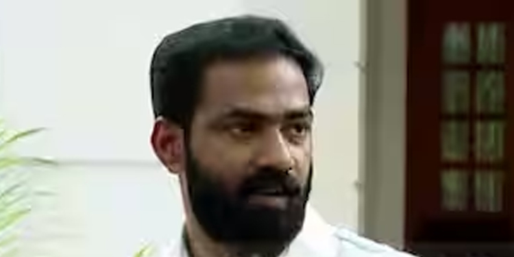 യൂത്ത് കോൺഗ്രസിന്റെ വ്യാജ സംസ്ഥാന അധ്യക്ഷനാണ് രാഹുൽ മാങ്കൂട്ടത്തിൽ : ഡിവൈഎഫ്ഐ സംസ്ഥാന സെക്രട്ടറി വികെ സനോജ്