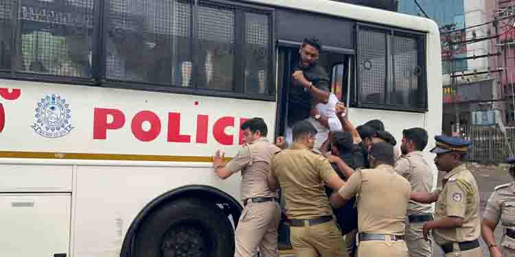 മുഖ്യന്ത്രിയും മന്ത്രിമാരും ജില്ലയിൽ; യൂത്ത് കോൺഗ്രസ് സംസ്ഥാന സെക്രട്ടറിയടക്കം കരുതൽ തടങ്കലിൽ