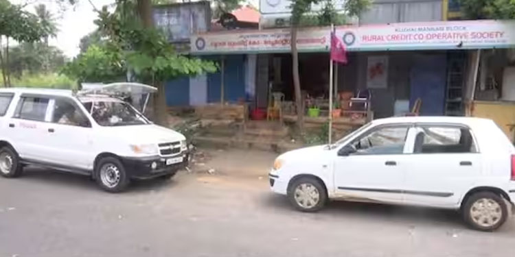 വെട്ടിയത് ബ്ലേഡ് മാഫിയ സംഘങ്ങളെന്ന് പരിക്കേറ്റ കോണ്‍ഗ്രസ് പ്രവര്‍ത്തകർ, അന്വേഷണം