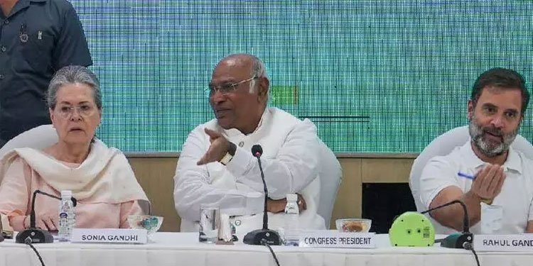 രാമക്ഷേത്ര പ്രതിഷ്ഠ ചടങ്ങുമായി ബന്ധപ്പെട്ട് കോൺഗ്രസിൽ പരസ്യപ്രതികരണത്തിന് വിലക്ക്