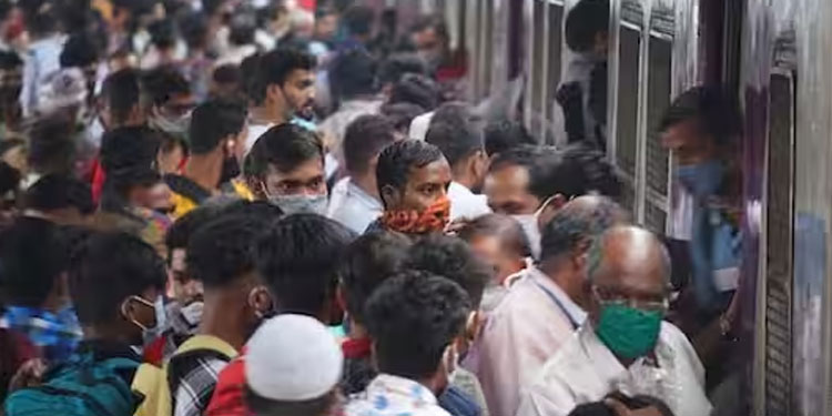 കൊവിഡ് സ്ഥിരീകരിച്ചത് ആഗ്രയില്‍ വച്ച്, ഫോണ്‍ ഓഫാക്കി മലയാളി മുങ്ങി; ഓണാക്കിയത് രാജസ്ഥാനില്‍ വച്ച്