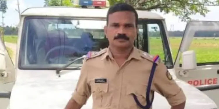 എറണാകുളം ഞാറക്കൽ സ്റ്റേഷനിലെ ഗ്രേഡ് എസ്ഐയെ മരിച്ചനിലയിൽ കണ്ടെത്തി