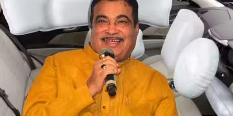 പ്രതിവർഷം വിൽക്കുക ഒരു കോടി ഈ കാറുകൾ, അഞ്ചുകോടി ആളുകൾക്ക് ജോലി! അതിശയിപ്പിച്ച് നിതിൻ ഗഡ്‍കരി!