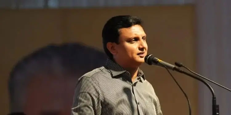വി ഡി സതീശൻ വെറും ‘ഡയലോഗ് സതീശൻ’ ആയി മാറി:  മന്ത്രി മുഹമ്മദ് റിയാസ്