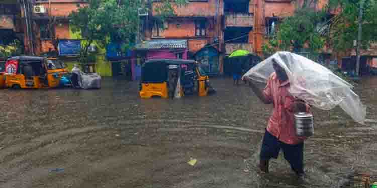 മിഗ്ജാമ് ചുഴലിക്കാറ്റ് ഇന്ന് ഉച്ചയോടെ ആന്ധ്രാതീരത്ത്; ചെന്നൈയില്‍ മഴയ്ക്ക് നേരിയ ശമനം, മരണം എട്ടായി