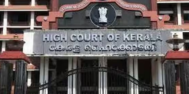 ഗർഭഛിദ്രത്തിന് അനുമതി തേടി 12 കാരി കേരള ഹൈക്കോടതിയിൽ, ഭ്രൂണത്തിന്‍റെ വളർച്ച ചൂണ്ടികാട്ടി കോടതി നിരസിച്ചു