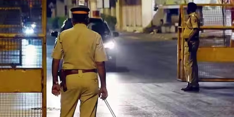 ആത്മഹത്യാ കുറിപ്പിന് സമാനമായ കുറിപ്പ് പങ്കുവച്ച് യുവാവ്, മുംബൈ പോലീസ് പാഞ്ഞെത്തിയപ്പോള്‍ കണ്ടത് !