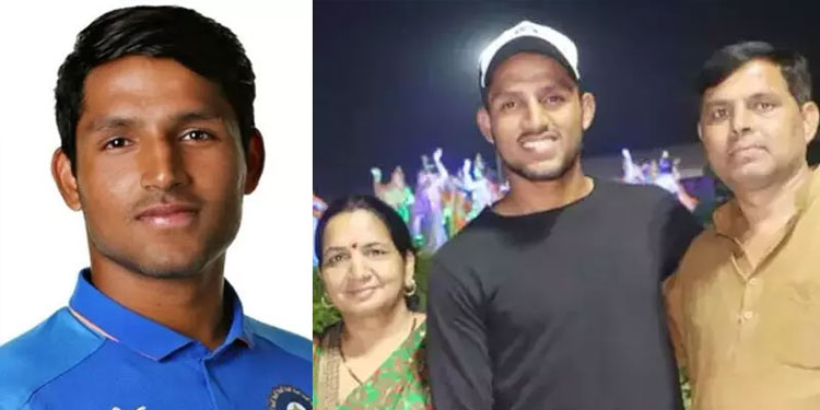 ‘ക്രിക്കറ്റ് ബാറ്റ് വാങ്ങാൻ അച്ഛൻ കടം വാങ്ങി, കിറ്റ് വാങ്ങാൻ അമ്മ സ്വർണ ചെയിൻ വിറ്റു’; ഇന്ത്യൻ ടീമിലേക്ക് ധ്രുവ് ജുറേലിന്റെ വരവിങ്ങനെ…