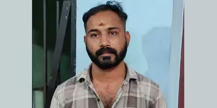 ട്യൂഷൻ വിദ്യാര്‍ത്ഥിനിയെ വീട്ടിലേക്ക് കൂട്ടിക്കൊണ്ടുപോയി; നിലമറന്ന് കൊല്ലത്തെ അധ്യാപകന്റെ ക്രൂരത, അറസ്റ്റ്