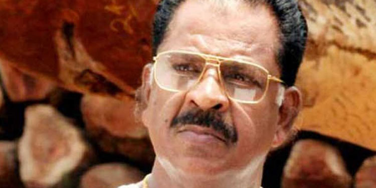 നടൻ കൊല്ലം തുളസിയിൽനിന്ന് 20 ലക്ഷം രൂപ തട്ടി; അച്ഛനും മകനും അറസ്റ്റിൽ